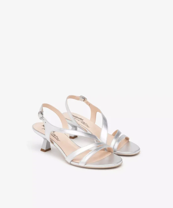 NeroGiardini E513221DE Kitten Heel Sandal
